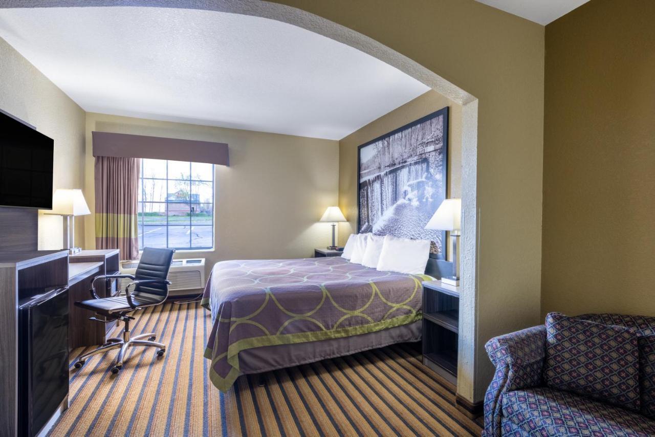 Super 8 By Wyndham Nixa/Springfield Area Hotel Exterior photo