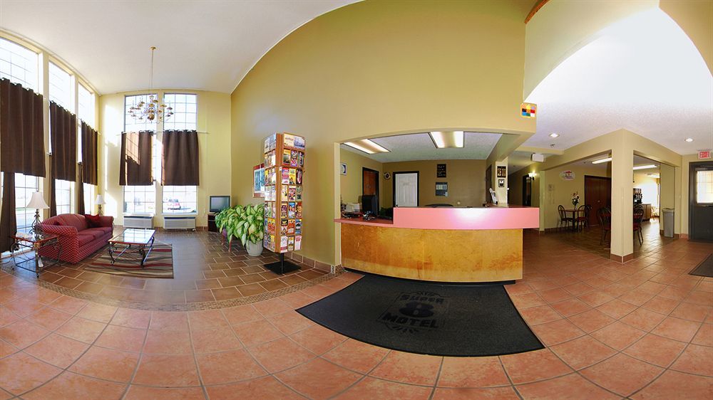 Super 8 By Wyndham Nixa/Springfield Area Hotel Exterior photo