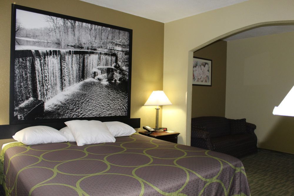 Super 8 By Wyndham Nixa/Springfield Area Hotel Exterior photo